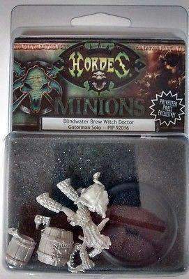 Hordes：Minions Blindwater Brew Witch Doctor- Privateer Press 専用の小売ミニチュアゲームアクセサリー Edge Entertainment